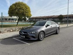 Cinzento Usado 2019 Mercedes CLA180 Sedan | € 27.900 (Preço justo)