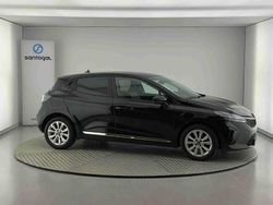 Preto Usado 2024 Renault Clio V Evolution Citadino | € 17.900 (Preço justo)