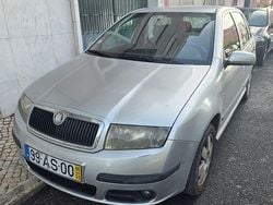 Usado 2005 Skoda Fabia Sedan | € 2.250 (Super Preço)