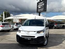 Branco Usado 2025 Fiat Doblò Monovolume | € 22.900 (Caro)