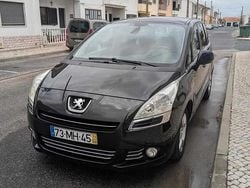 Preto Usado 2011 Peugeot 5008 Monovolume | € 7.000 (Bom preço)