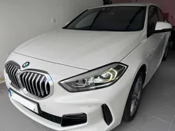 Branco Usado 2021 BMW 116 Citadino | € 26.100 (Preço justo)