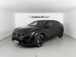 Preto Usado 2024 Peugeot 408 GT-line Sedan | € 35.980 (Preço justo)
