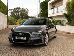 Cinzento Usado 2017 Audi A3 S-Line Citadino | € 19.500 (Caro)