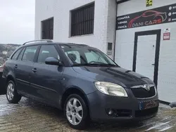 Usado 2009 Skoda Fabia Sedan | € 3.750 (Preço justo)
