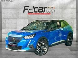 Azul Usado 2022 Peugeot e-2008 GT SUV | € 22.500 (Preço justo)