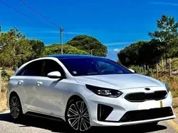 Branco Usado 2019 Kia ProCeed GT-Line Citadino | € 25.990 (Preço justo)