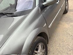 Usado 2004 Renault Mégane II Sedan | € 2.600 (Caro)