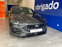 Cinza Usado 2025 Ford Focus ST-Line X | € 25.900 (Preço justo)