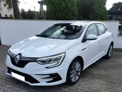 Branco Usado 2021 Renault Mégane IV LIMITED Citadino | € 17.000 (Bom preço)