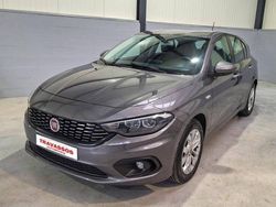 Cinza Usado 2019 Fiat Tipo Lounge Citadino | € 13.300 (Preço justo)