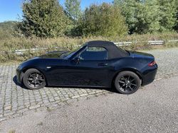 Usado 2017 Mazda MX5 Exclusive-Line Cabrios | € 19.400 (Preço justo)