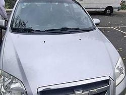 Cinzento Usado 2009 Chevrolet Aveo Sedan | € 3.000