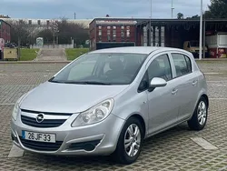 Usado 2010 Opel Corsa Sedan | € 4.390 (Preço justo)