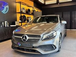Cinza Usado 2015 Mercedes A180 AMG line | € 18.500 (Preço justo)