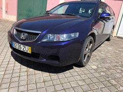 Usado 2005 Honda Accord Sedan | € 3.000