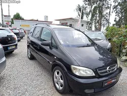 Preto Usado 2005 Opel Zafira Monovolume | € 3.999