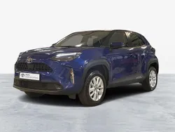 Azul (pintura metalizada) Usado 2024 Toyota Yaris Comfort Sedan | € 26.750 (Preço justo)
