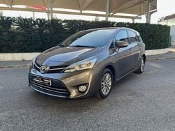 Outro Usado 2017 Toyota Verso Comfort Monovolume | € 17.000