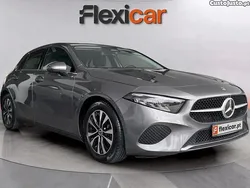 Cinza Usado 2023 Mercedes A200 Style | € 28.890 (Super Preço)