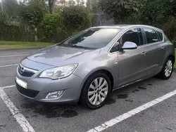 Usado 2011 Opel Astra Sedan | € 7.500 (Preço elevado)