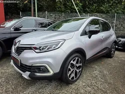 Cinza Usado 2019 Renault Captur SUV | € 15.900 (Bom preço)