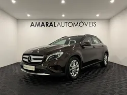 Castanho Usado 2014 Mercedes GLA200 Style SUV | € 21.900 (Preço elevado)