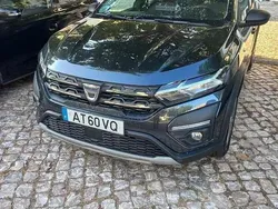 Cinzento Usado 2022 Dacia Sandero Citadino | € 15.500 (Preço justo)