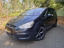 Cinza Usado 2006 Ford S-MAX Titanium Monovolume | € 7.250 (Preço justo)