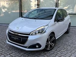 Branco Usado 2016 Peugeot 208 GT-line Citadino | € 10.900 (Preço justo)