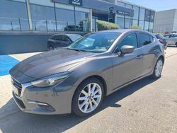 Cinzento Usado 2018 Mazda 3 Citadino | € 15.500 (Preço justo)