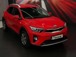Vermelho Usado 2022 Kia Stonic SUV | € 13.900 (Bom preço)