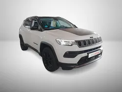 Branco Usado 2022 Jeep Compass SUV | € 27.990 (Preço justo)