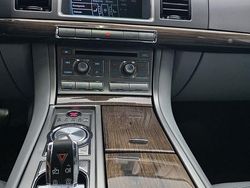 Usado 2008 Jaguar XF Premium Luxury Sedan | € 8.900