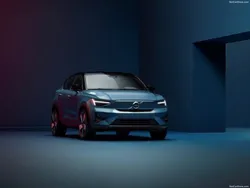 Cinzento Usado 2022 Volvo EC40 Core SUV | € 38.000 (Preço elevado)