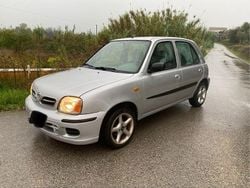 Usado 2001 Nissan Micra Sedan | € 3.700