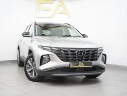 Cinza Usado 2022 Hyundai Tucson SUV | € 29.980 (Preço justo)