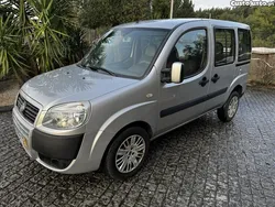 Cinza Usado 2008 Fiat Doblò Monovolume | € 3.980 (Preço justo)