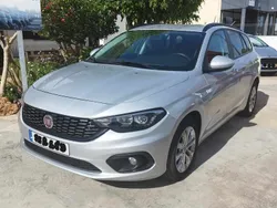 Cinzento Usado 2018 Fiat Tipo Wagon Carrinha | € 12.900 (Preço justo)