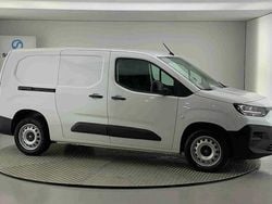 Branco Usado 2025 Citroën Berlingo Monovolume | € 21.990 (Preço elevado)