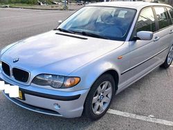 Cinzento Usado 2002 BMW 320 Carrinha | € 5.750 (Preço elevado)