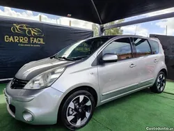 Cinza Usado 2012 Nissan Note Acenta Monovolume | € 5.990