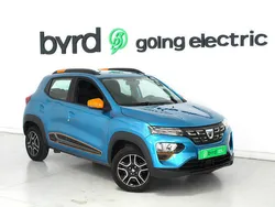 Azul elétrico Usado 2022 Dacia Spring Comfort Plus Citadino | € 11.900 (Preço justo)