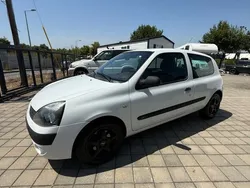 Branco Usado 2003 Renault Clio II Van | € 1.950 (Preço justo)