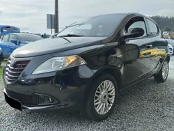 Preto Usado 2014 Lancia Ypsilon Gold Citadino | € 7.500 (Preço justo)