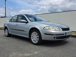 Cinzento Usado 2001 Renault Laguna II Citadino | € 2.350 (Preço justo)
