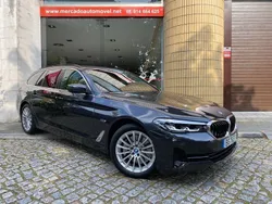 Cinza Usado 2023 BMW 530 Performance Carrinha | € 43.900