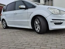 Usado 2012 Ford S-MAX Titanium Monovolume | € 12.450 (Preço justo)