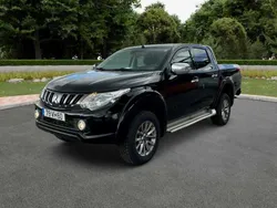 Preto Usado 2018 Mitsubishi L200 Pickup | € 24.200
