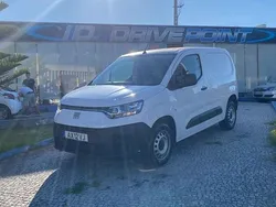 Branco Usado 2023 Fiat Doblò Monovolume | € 17.900 (Preço justo)